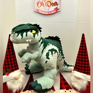 NWT. JURASSIC: WORLD DOMINION PLUSH GIGANTOSAURUS THAT ROARS!!